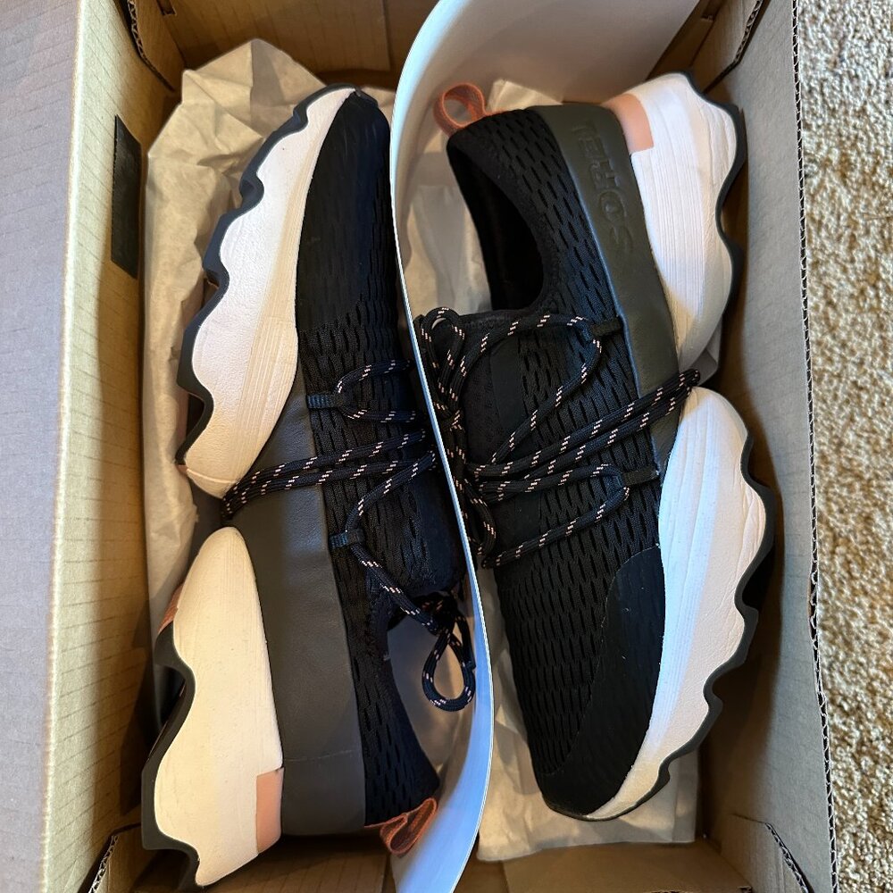 Sorel Kinetic Impact Lace size 9.5